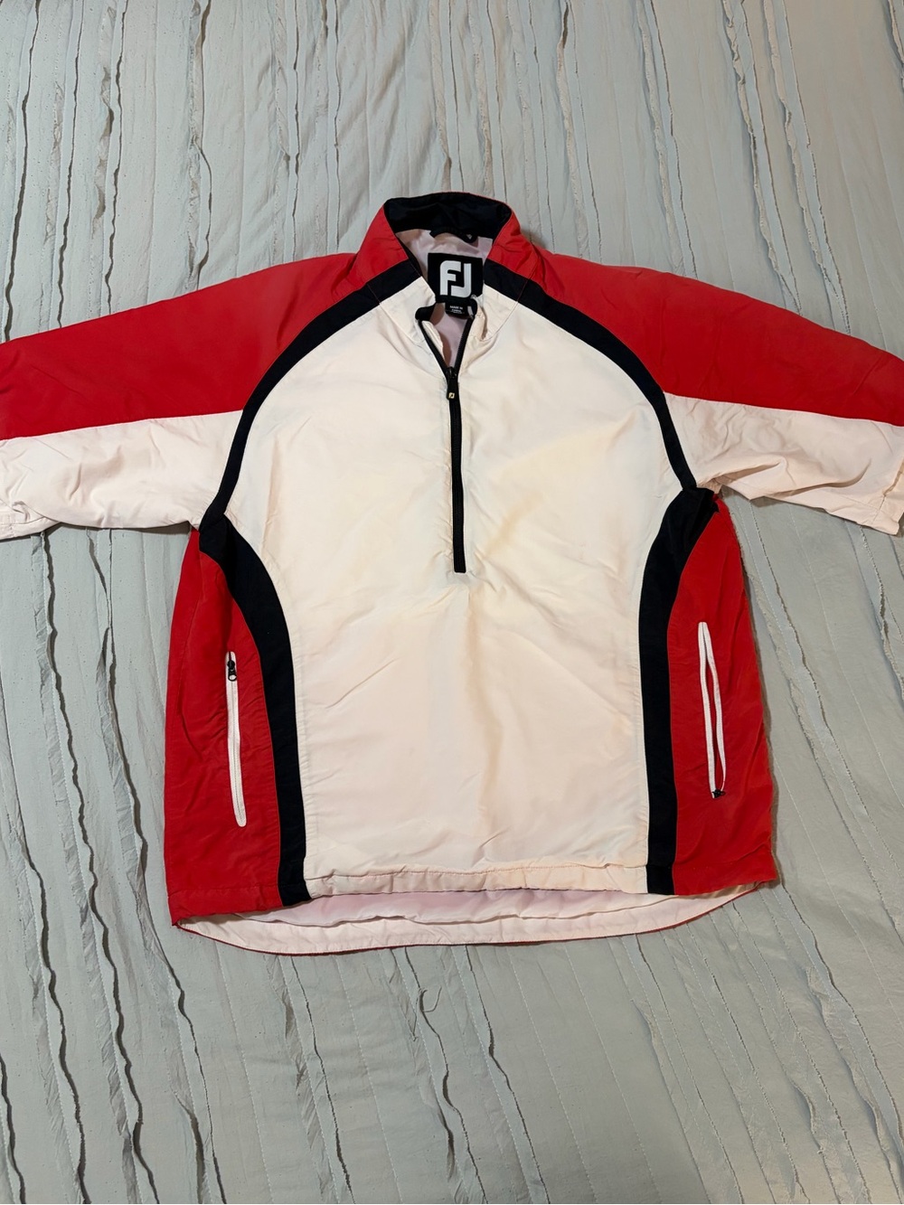 FootJoy short-sleeve half-zip golf windbreaker | Size M